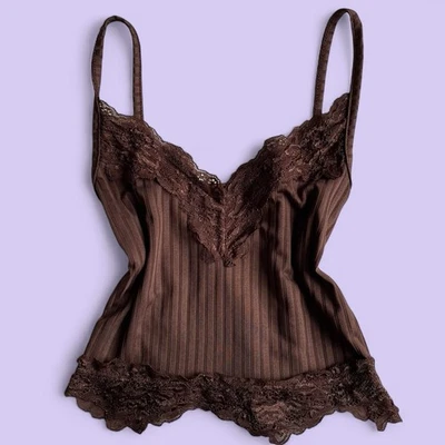 Top cami de encaje acanalado marrón chocolate Y2K - talla pequeña Foto 1 de 4