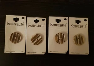 4 Cards Nouveaute Buttons 1" Taupe Ivory 4 Buttons NEW - Picture 1 of 2