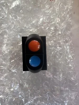 87-91 F-150 F-250 F-350 INTERRUPTOR DE VENTANA ELÉCTRICA DELANTERO DERECHO Y DERECHO 1 JUEGO DE BOTONES 901-302 Foto 1 de 4