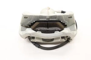 Pinza de freno de disco del lado del pasajero delantero derecho MAZDA CX-3 2016-2021 OEM - Imagen 1 de 10