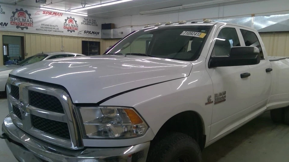 RAM3500   2017 Exhaust 1714091 - Image 1 of 4