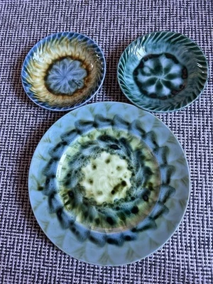 Portmadoc Pottery Wales Three Plates Trinket Dish Beautiful Colours - Image 1 of 4