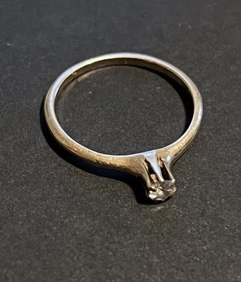 Vintage 10K Solid Gold Diamond Solitaire Ring – 0.25ct Diamond, 1.3g - Image 1 of 3