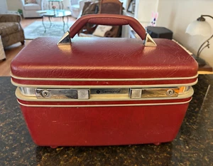 Vintage Samsonite Burgundy Cosmetic Train Case Luggage Tray Mirror No Key - Picture 1 of 7