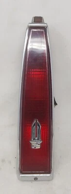 Cadillac Deville Fleetwood 1985-1986 luz trasera izquierda lado conductor lámpara OEM Foto 1 de 4