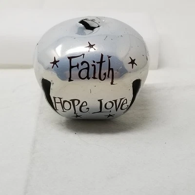 Adorno de Navidad Metal Jingle Bell Fe Esperanza Árbol de Amor Colgante Decoración de Vacaciones Foto 1 de 4