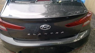 2019-2020 HYUNDAI ELANTRA TRUNK/HATCH/TAILGATE SEDAN US 69200-F2530 - Image 1 of 4