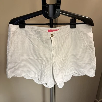 Pantalones cortos Lilly Pulitzer blancos texturizados 100 % algodón dobladillo festoneado para mujer talla 12 Foto 1 de 4