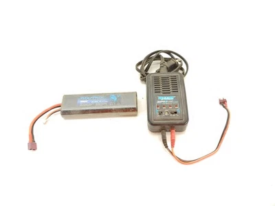 Team Associated Wolfpack 7.4v 2s 3300mah 30c LiPo Battery w/ 324-S Balance Charg - Image 1 of 4