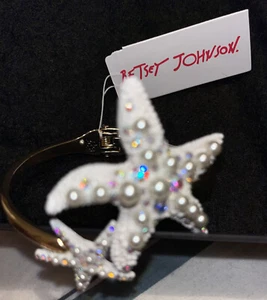 Betsey Johnson starfish Bracelet Pearl Gold Tone NEW/NWT - Picture 1 of 4