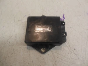 Unidad de encendido 15E23 Suzuki GS 700 1985 OEM 32900-31310 32900-49420 - Imagen 1 de 4