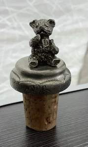 VINTAGE PEWTER TEDDY BEAR BOTTLE STOPPER - Picture 1 of 3