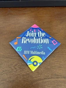 Spilla computer IBM vintage anni 90 promo "Join the Revolution" borsa vintage bavero RARA - Foto 1 di 2