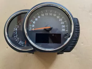 Mini Cooper F55 F56 14-19 Speedometer & Tachometer (45722km) 9355628-01 - Picture 1 of 8