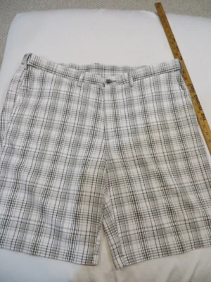 Pantalones Cortos Haggar Para Hombre 40 Gris Gris Blanco Fresco Secado Rápido Golf A Cuadros Rendimiento Foto 1 de 4