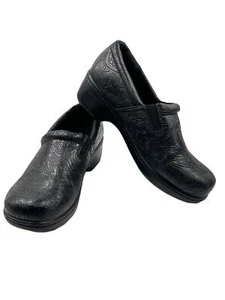 Yuu Women's Slip on Shoes Clogs Bethanee Embossed Tooled Western Style Size 8.5 - Picture 1 of 10