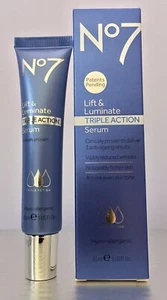 No7 Cosmetics LIFT & LUMINATE TRIPLE ACCIÓN SUERO 1,0 fl oz / 30 ml • Nuevo en caja - Imagen 1 de 5