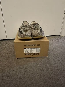 Size US 3 - adidas Yeezy Boost 350 V2 Low Zyon Kids - Picture 1 of 4