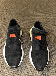 New Adidas Boys Black Sneakers Size US 5 - Picture 1 of 5