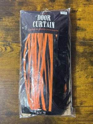 Decoración de cortina con flecos de puerta naranja y negro para fiesta de Halloween Foto 1 de 3