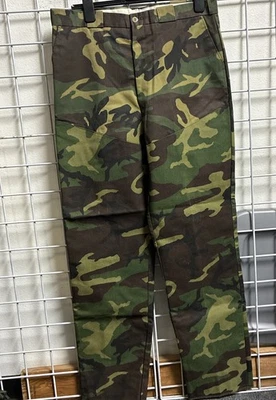 Cabelas Woodland Camouflage Hunting Pants Pockets Nylon Sz 38 New With Tags - Image 1 of 4