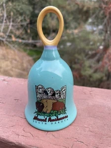 Mount Rushmore Glocke Souvenir Sammlerstück Keramik sehr selten! - Bild 1 von 3