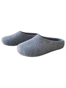 Kyrgies Size 36 US 5.5 - 6 Felted Wool Slippers House Shoes Non-slip Sole Grey - Picture 1 of 11