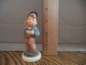 Vintage Lucky Fellow Goebel Hummel 560 Germany Figurine 3 3/4" Tall - Picture 1 of 1