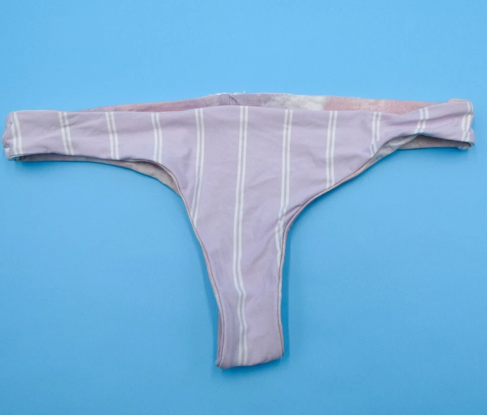 Roxy Tanga Púrpura Mediano Rayas Estilo T Bikini Parte Inferior Traje de Baño Playa Mujeres Nuevo Foto 1 de 4