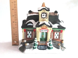 Train Station Victorian Christmas Village Building NO LIGHT w/ Snow Caps 7.5" - Picture 1 of 8