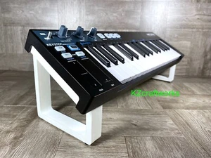 Stand for Arturia KEYSTEP 32 Controller - WHITE - Angled & Raised - US Seller - Picture 1 of 8