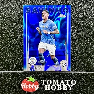 TOPPS CROMO UEFA 2024-25 SAVINHO/150 REFRACTOR LAVA AZUL MCI - Imagen 1 de 2
