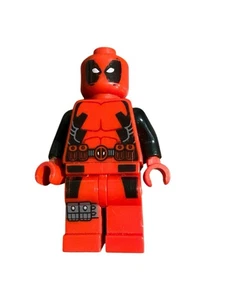 Lego Marvel Super Hero Deadpool minifigure - Foto 1 di 4