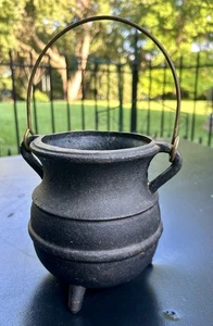 Antique Primitive Cast Iron Cauldron Pot Tri-footed 6” x 6” with 6” Handle - Picture 1 of 7
