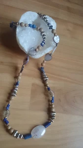 Modische Halskette mit echtem Lapislazuli, Jaspis,  Perlmutt und Bergkristall  - Bild 1 von 5