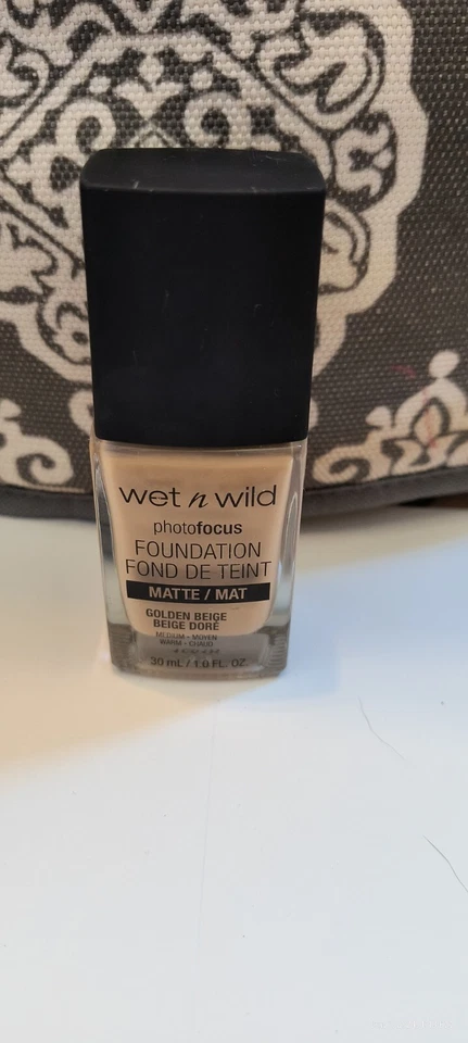 Wet N Wild Photofocus Foundation Matte (Golden Beige SEALED) - Image 1 of 4