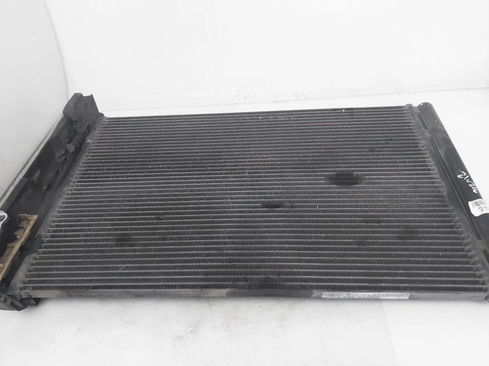 2006 Bmw 330I Ac A/C Air Conditioning Condenser 64-53-9-229-022 - Image 1 of 4