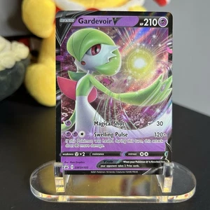 Gardevoir V SWSH105 NM Full Art Ultra Rare Pokemon Card - Picture 1 of 7