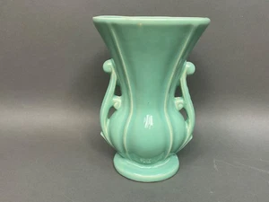 Vtg McCoy Green Turquoise Double Handled Ribbed 8" Vase Art Deco Style - Picture 1 of 10