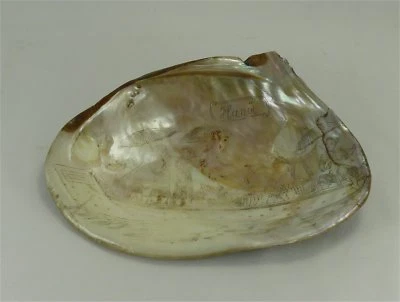 Belle coquille gravée ancienne, souvenir colonial, Hanoi, Indochine. - Photo 1/4