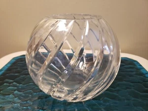 Crystal ROSE BOWL Dansk Poland 6 1/2" Thick Swirl Cut  Perfect and Lovely - Picture 1 of 6