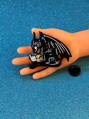 Fourth Wing Inspired Enamel Pin  | Tairn & Andarna Reading Collectible Lapel Pin - Image 1 of 4