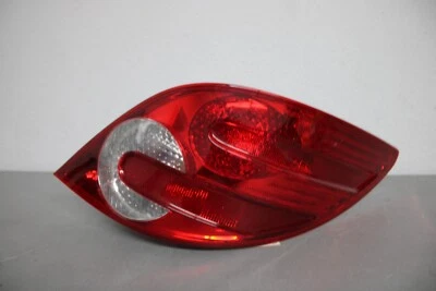 2006 2007 2008 2009 2010 MERCEDES BENZ R350 RIGHT SIDE TAIL LIGHT OEM - Image 1 of 4