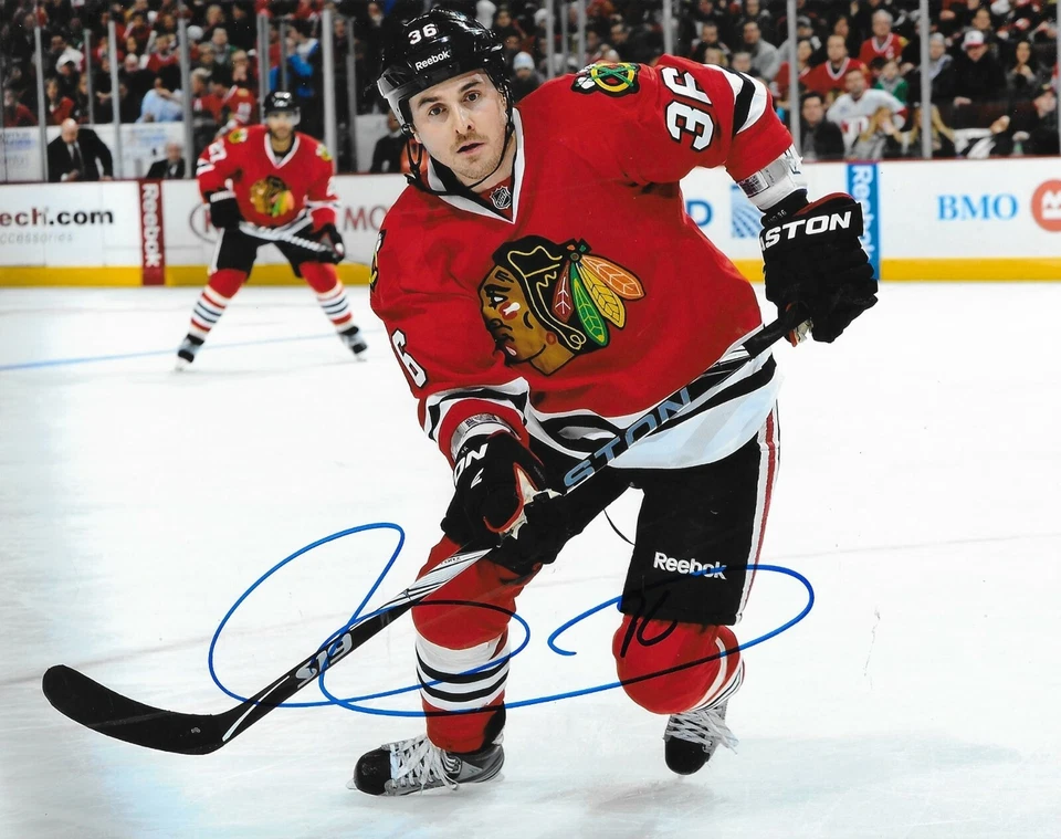 Dave Bolland signed Chicago Blackhawks 8x10 photo autographed Hawks 3   - Image 1 of 1
