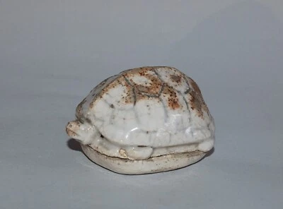 Caja de incienso kogo de cerámica, tortuga o tortuga, artículos Mino, estilo Shino, Japón Foto 1 de 4