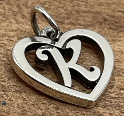 Dije James Avery K Script inicial en forma de corazón plata esterlina .925 bucle sin cortar Foto 1 de 2