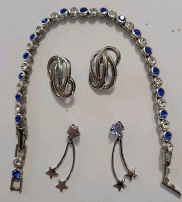 Vtg AVON Swarovski Bracelet 8" Sapphire White Crystal  Shoot Star  Statement  - Image 1 of 4