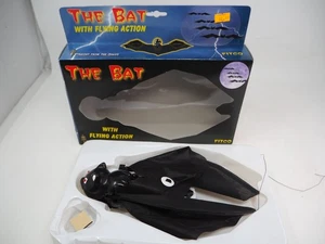 Halloween Animatronic motorisierte fliegende Fledermaus mit beleuchteten Augen Vintage FITCO - Bild 1 von 3
