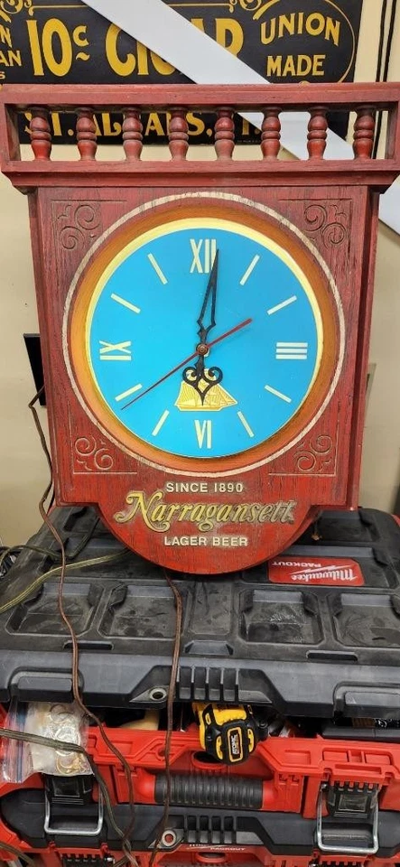 Años 40/50(?) NARRAGANSETT CERVEZA LAGER RELOJ ILUMINADO/SIGNO--20x15--¡PROVIDENCE RI!! Foto 1 de 1