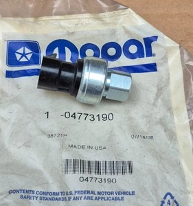 1994-1997 Ram Dakota Grand Cherokee Wrangler NOS MoPar A/C HIGH PRESSURE SWITCH - Picture 1 of 3